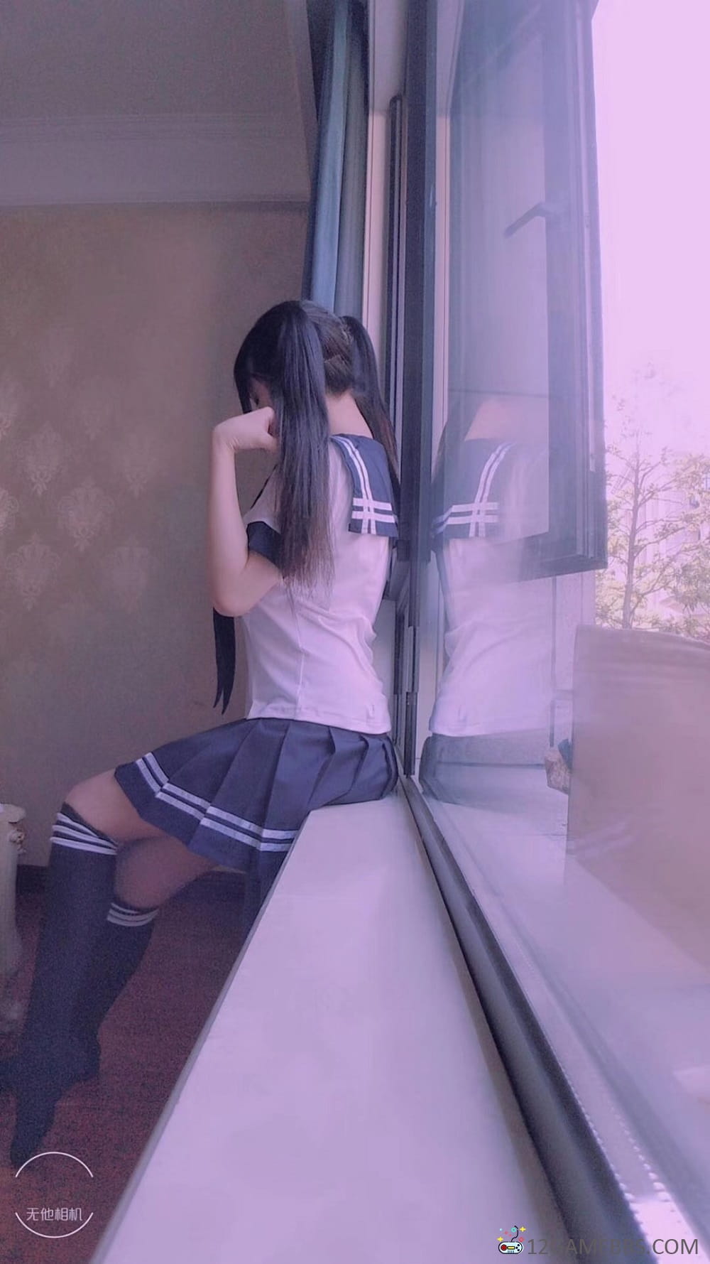144548i0jlzj04yrpz3sin.jpg