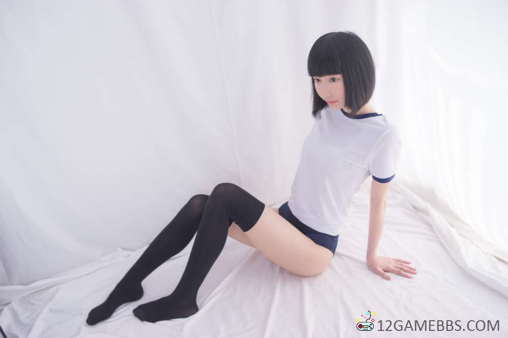 205613xnx00y4mv55sexx9.jpg